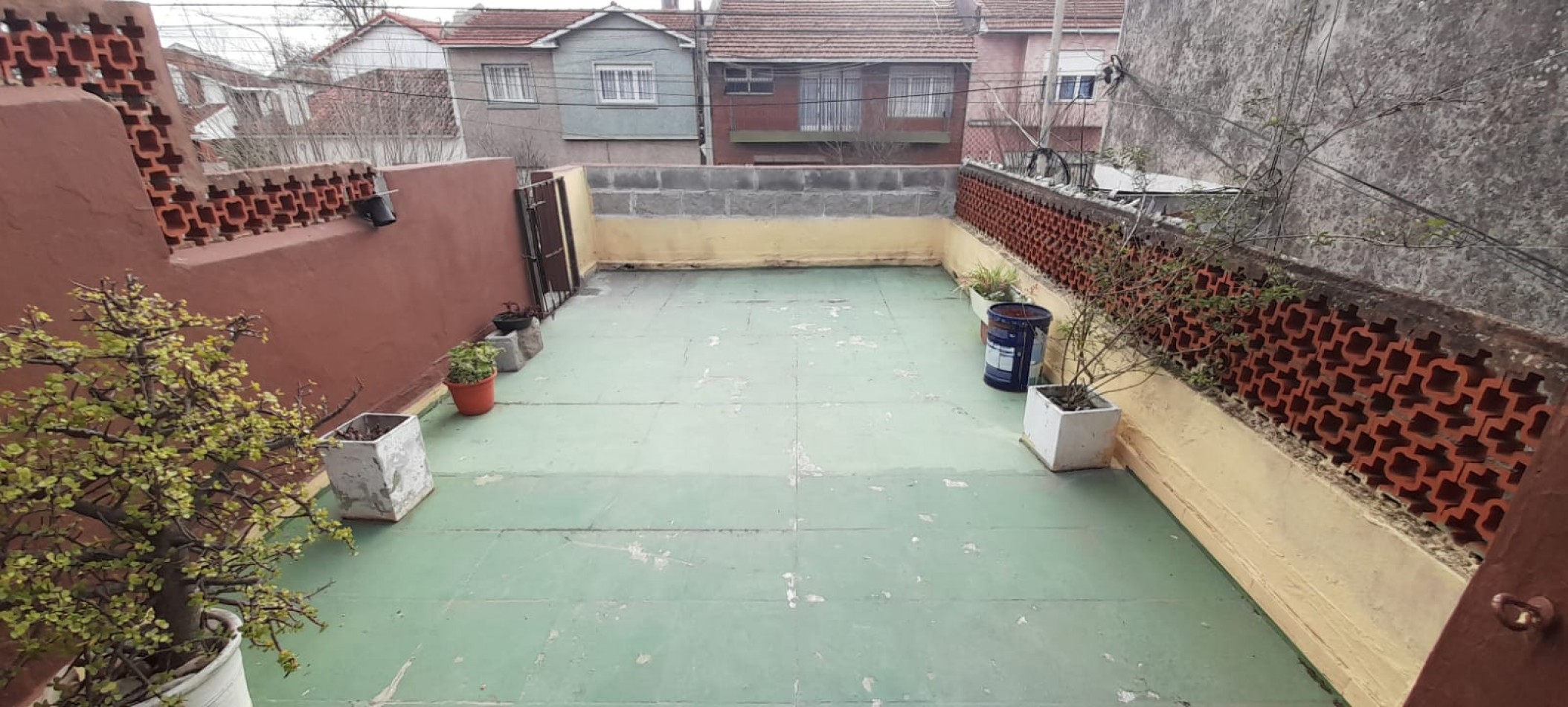 VENTA CASA 3  AMBIENTES.