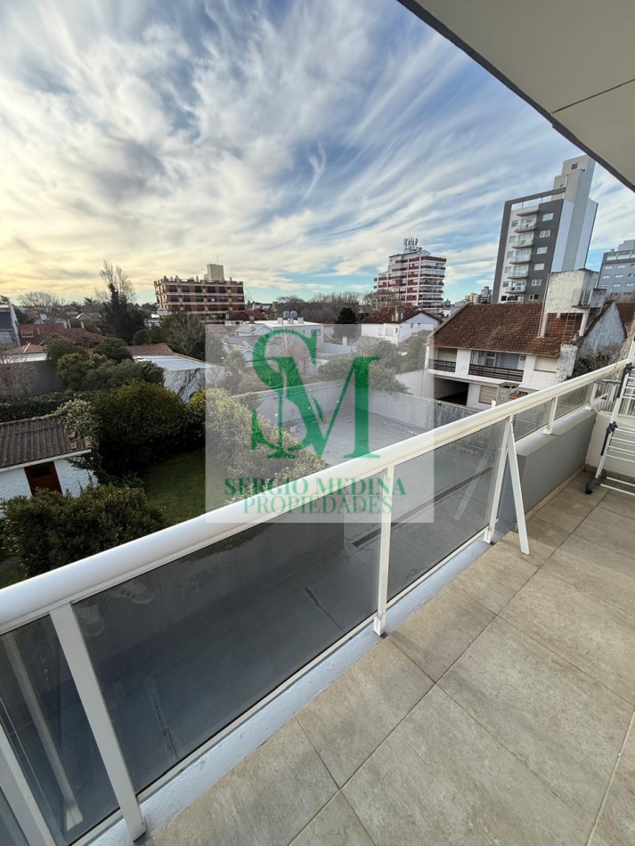 VENDO DEPARTAMENTO 2 AMBIENTES CON BALCON QUINCHO Y COCHERA 