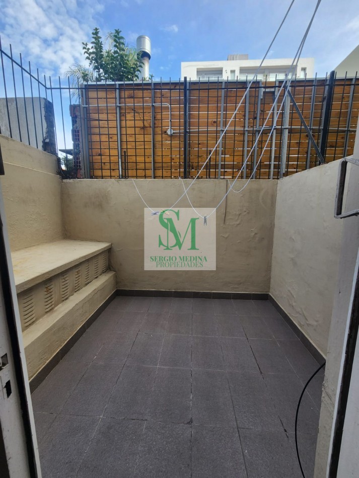 ALQUILO DEPARTAMENTO 2 AMBIENTES DE MARZO AL 31 DE DICIEMBRE 